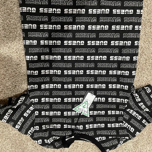 Geuss t-shirt - Picture 1 of 3